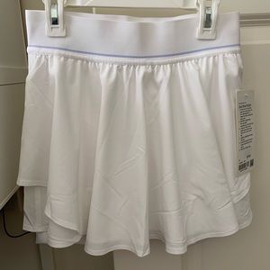 NWT Lululemon Tennis skirt, size 4, brand new/never worn!